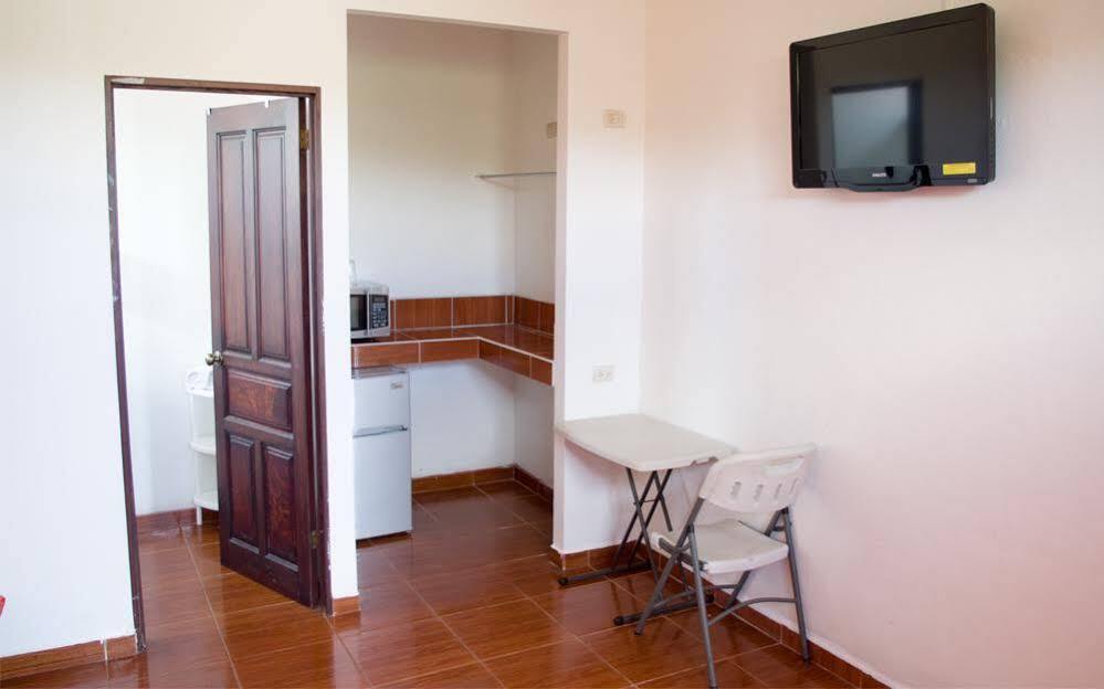Hotel Cielo Azul Resort Tilarán Esterno foto